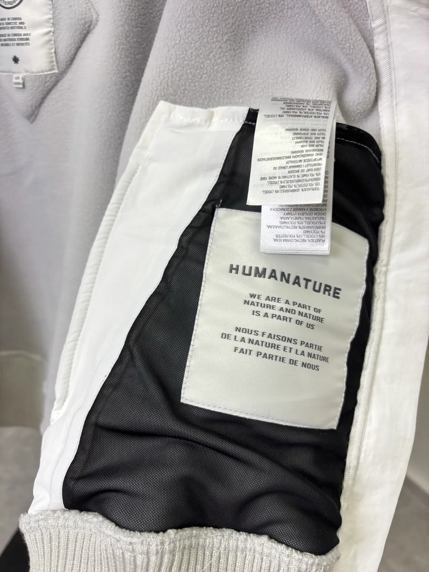 P610 Style number: DC212# [Canada Goose] Canada Goose wool fleece bomber jacket hooded jacket. Classic Chilliwa wool fleece pilot official website 1:1:1 customized model. Canada goose Chilliwa Fce Bomber HUMANATURE, limited white label wool fleece, light gray and white label, really high-end✌️soft and comfortable, not heavy. Buyers who like it should hurry up😈 Color: black gray white Size: S-XL [Picture 9️⃣Size chart]